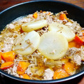 COCOROCA's cooksnap of when they made 大根人参としめじのそぼろ煮☆.