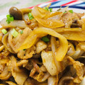 U☆kaoru's cooksnap of when they made アメ色玉ねぎのこってり生姜焼き.