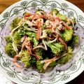 モケ缶's cooksnap of when they made 簡単♪ブロッコリーとカニカマのごま和え.