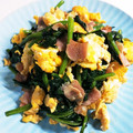 じょちゅあ's cooksnap of when they made ほうれん草とベーコンのバター炒め⭐簡単.