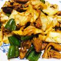 なとか's cooksnap of when they made 味付きホルモンの野菜炒め.