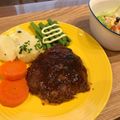 べクーべ's cooksnap of when they made 簡単やわらかジューシーハンバーグ☆デミ風.