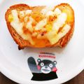 フリージア♬'s cooksnap of when they made 黒糖パンにシナモンチーズマーマレード.