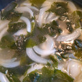 アコ8's cooksnap of when they made わかめと玉ねぎの中華スープ.