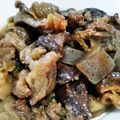 3児のハハ薬's cooksnap of when they made ☆簡単☆炊飯器で牛スジとこんにゃくの煮込.