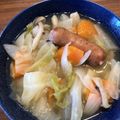 クック7G7KWG☆'s cooksnap of when they made ストウブでキャベツとウィンナーのスープ.