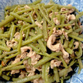 ママメイン！時々子供's cooksnap of when they made よしな（かたは）と豚の炒め煮.