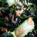 うたうのママ's cooksnap of when they made 簡単小鉢 きゅうりとワカメのなめ茸和え.