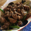 糠に釘入れたら's cooksnap of when they made 砂肝とにんにくの芽の炒め物.