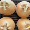 kazumiのLAキッチン's cooksnap of when they made ハチミツ★牛乳★チーズパン.