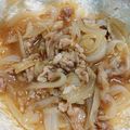 ねぞろ's cooksnap of when they made レンジで簡単☆豚こまと玉ねぎの甘辛煮。.