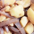 ☆しいたんママ☆'s cooksnap of when they made 糸こんにゃくとジャガイモのピリ辛炒め.