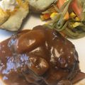 グランドフォークス's cooksnap of when they made 手作りデミソース煮込チーズインハンバーグ.