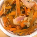 南禅寺きなこ's cooksnap of when they made 人参とえのき茸のごま炒め.