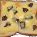 ステルトミチル's cooksnap of when they made チョコレート☆チーズ☆トースト♪簡単.