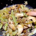 akichou's cooksnap of when they made 豚ひき肉とセロリのオイスターソース炒め.