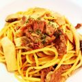 hotchick's cooksnap of when they made 豚肉とエリンギの黒胡麻ソースパスタ.