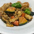 ☆GSSQHY☆'s cooksnap of when they made ＊デリ風 ごろっと彩り甘辛炒め＊.