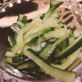 komugiko4's cooksnap of when they made 【農家のレシピ】きゅうりとしその塩もみ.