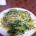みー３２'s cooksnap of when they made ○にらもやしのカレー炒め○.
