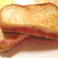 papikun's cooksnap of when they made ★ぼくのホットチーズサンド★.