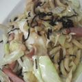 CoffeeCoco's cooksnap of when they made お手軽❤ฺ焼きうどん.