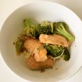 クックBHU7ME☆'s cooksnap of when they made 鮭とブロッコリーのにんにくバター黒酢炒め.