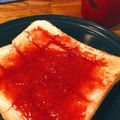 しろしろ1111's cooksnap of when they made ゆすらうめのジャムのトースト.