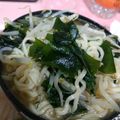 ユーロン's cooksnap of when they made もやしいっぱいの醤油ラーメン.