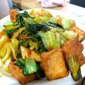ユーロン's cooksnap of when they made チンゲン菜と厚揚げのソース炒め.