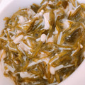 KAORULALA's cooksnap of when they made ★めかぶと榎茸と梅のさっぱり和え★.