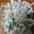 chikiri's cooksnap of when they made 新玉ねぎと蒸し鶏の梅マヨサラダ☆.