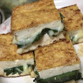 エミリオコビ's cooksnap of when they made 厚揚げ。チーズと大葉のはさみ焼き.