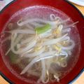 myanwoo's cooksnap of when they made もやしのあっさりカンタンスープ(韓国風）.