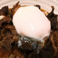 ポン次's cooksnap of when they made 温玉乗せ♡基本の簡単本格牛丼.