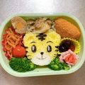 Chaaa_room's cooksnap of when they made ハロウィンなしまじろうおにぎり✿キャラ弁.