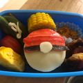 かおり85's cooksnap of when they made ☆キャラ弁☆おにぎりラップでポケモン.