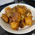 J_son's cooksnap of when they made 揚げじゃがいもと玉ねぎのこってり煮.