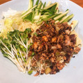 hiromi17's cooksnap of when they made ジャージャー麺風黒酢簡単タレ冷やし中華.