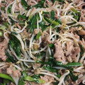 HomaRuu's cooksnap of when they made 簡単おかわり必須♪豚肉と韮ともやしの炒め.