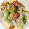 ☆雪矢☆'s cooksnap of when they made ビールが美味いシャキシャキレタス炒め.