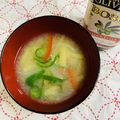 ankotetu's cooksnap of when they made 千切りジャガ芋とカラーピーマンのお味噌汁.