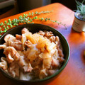 haruku221's cooksnap of when they made 簡単！豚バラ丼☆とろとろ玉葱.