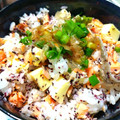 ユーロン's cooksnap of when they made 相性抜群★ゆかりと鮭とチーズのおにぎり.
