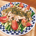 ゴーゴーきむち's cooksnap of when they made 美味しいよ♬ きゅうりと蒸し鶏の棒棒鶏.