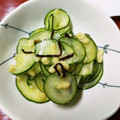 クックLO5PCP☆'s cooksnap of when they made きゅうりと塩こんぶ　和え.