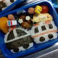 みつにゃんこ's cooksnap of when they made パトカー救急車の手まりおにぎり弁当.