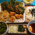 cococo710's cooksnap of when they made 簡単サクサク春菊と人参のかき揚げ.
