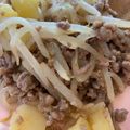 まめちゃん710's cooksnap of when they made じゃがいもとひき肉☆カレーマヨ炒め.