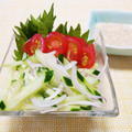 ぱふ♪'s cooksnap of when they made きゅうりと新たまねぎの簡単サラダ☆切り方.